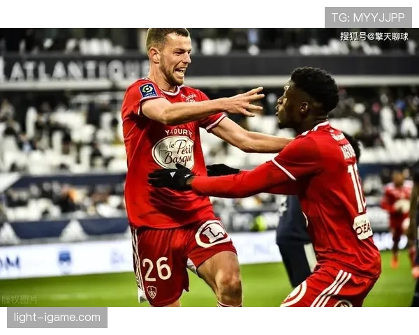 圣埃蒂安锋线爆发状态回暖，争胜信心显著提升