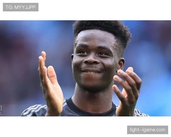 布卡约·萨卡闪耀英超赛场，助阿森纳斩获关键胜利