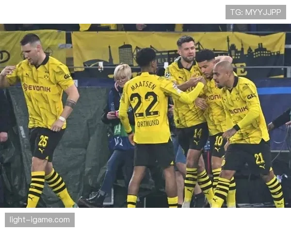 多特蒙德主帅携独特战术风格率队冲击佳绩，球迷期待再创辉煌