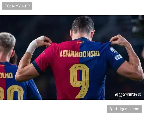 莱万大赛关键战表现争议：效率与影响力真实体现如何