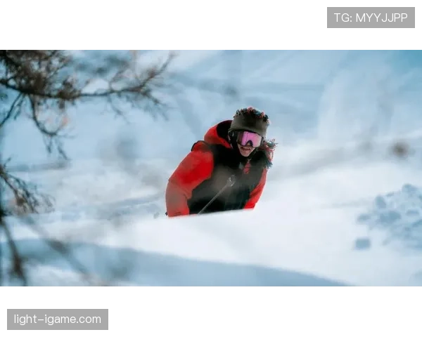 苏翊鸣家里滑雪场当后院，这谁顶得住啊